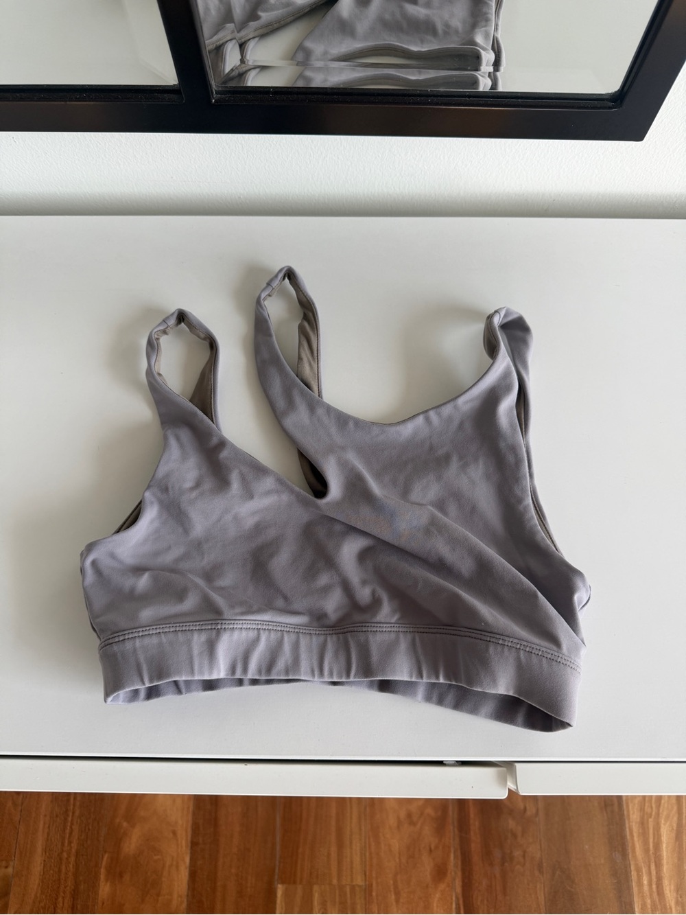 ALO Yoga Peak Bra (small)
